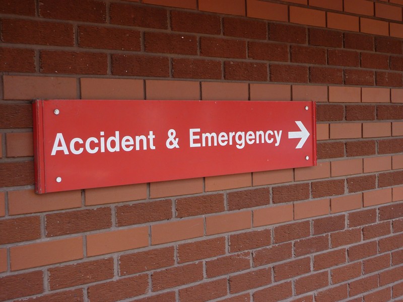 accident_and_emergency_sign