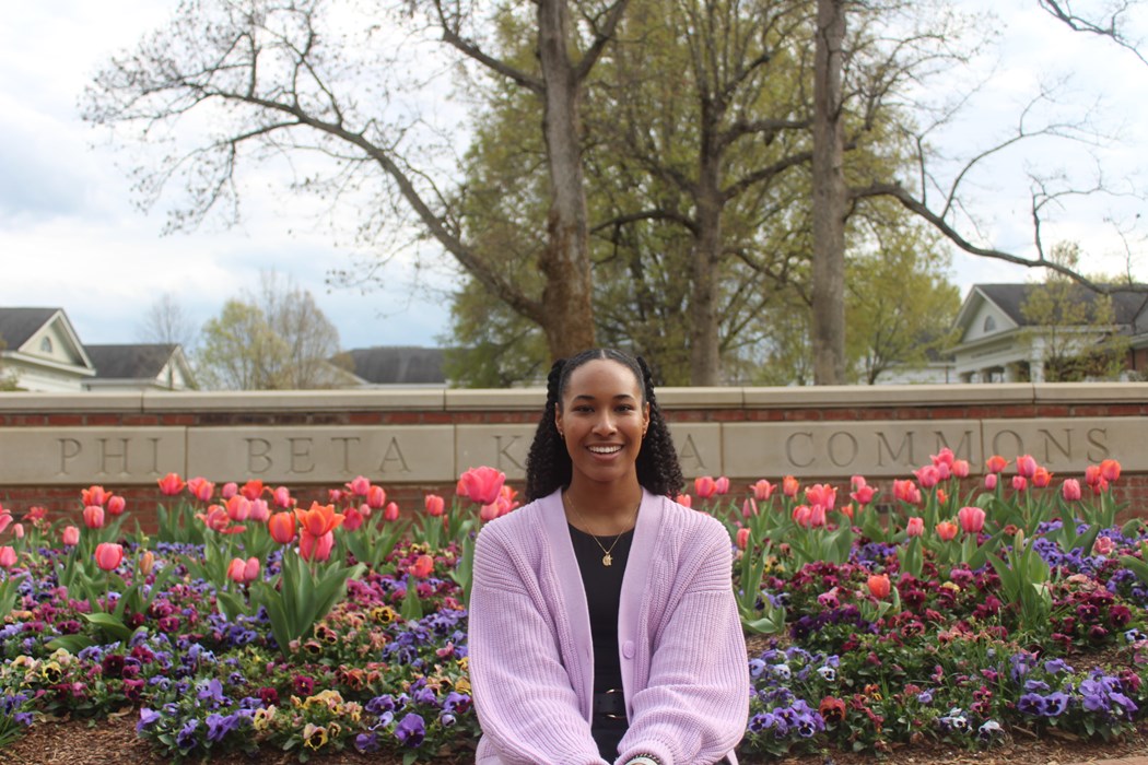 Amaya_Gaines